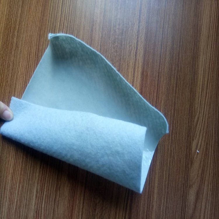 復合土工膜300g.jpg 復合土工膜300g.jpg